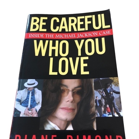 Lot Of 3 Softcover Michael Jackson Collectors  Books A Life In Music MJ Case - Picture 2 of 13